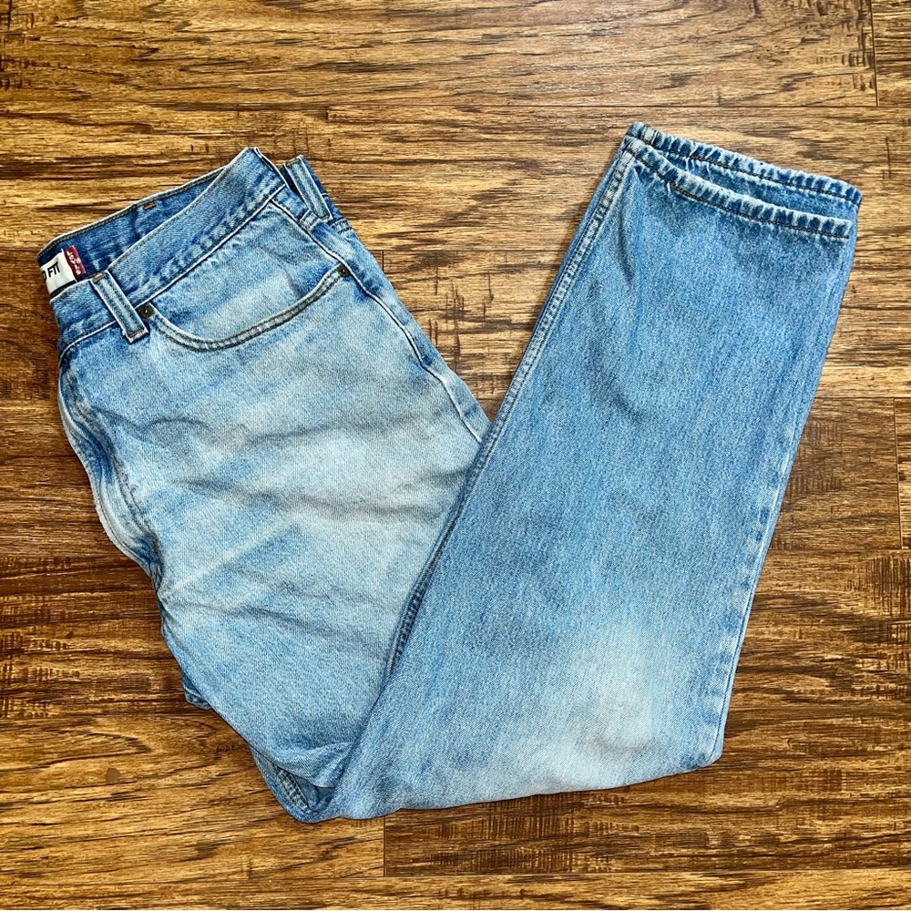 Levi's 550 Relaxed Fit Jeans with Vintage Wash